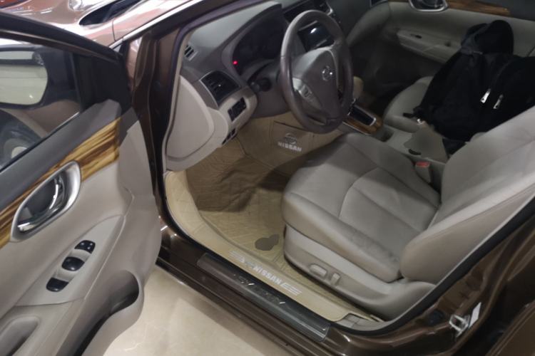 Used Nissan Sylphy 2014 1.6XV CVT Deluxe Edition Driver Seat