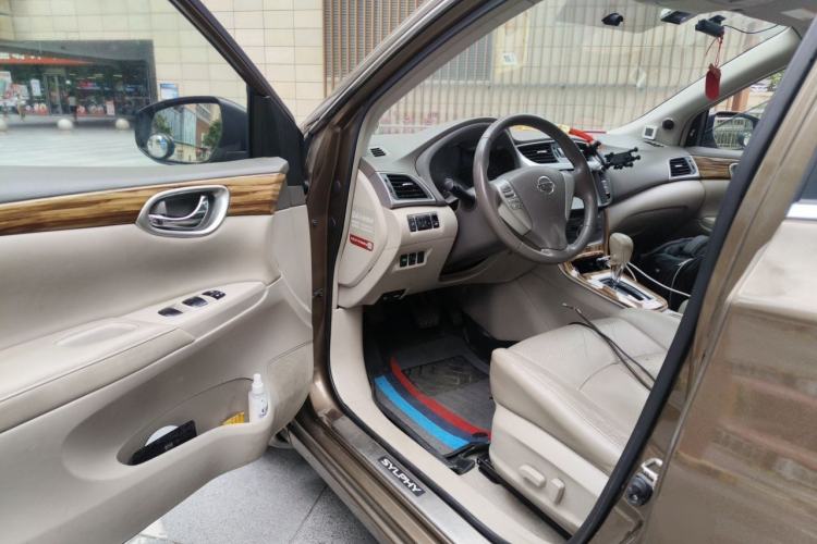Used Nissan Sylphy 2014 1.6XV CVT Deluxe Edition Driver Seat