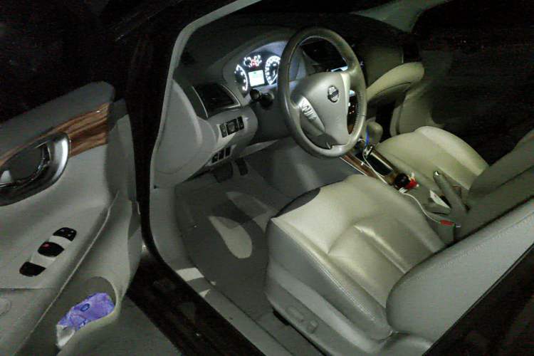 Used Nissan Sylphy 2014 1.6XV CVT Deluxe Edition Driver Seat