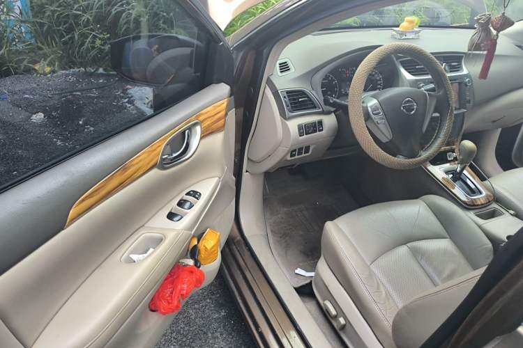 Used Nissan Sylphy 2014 1.6XV CVT Deluxe Edition Driver Seat