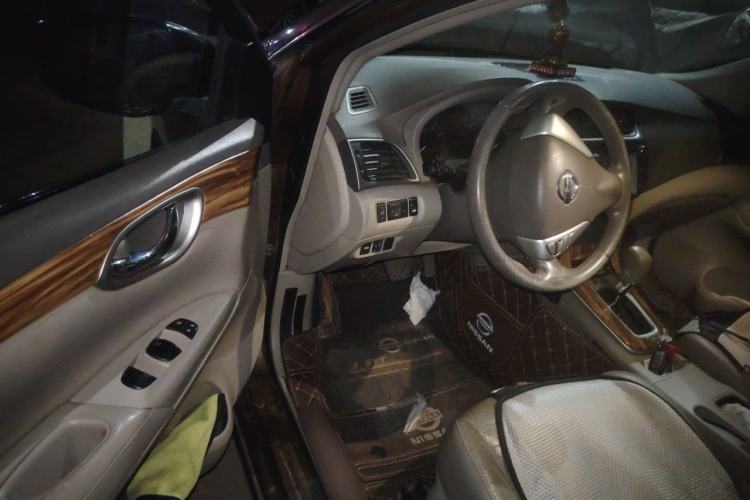 Used Nissan Sylphy 2014 1.6XV CVT Deluxe Edition Driver Seat