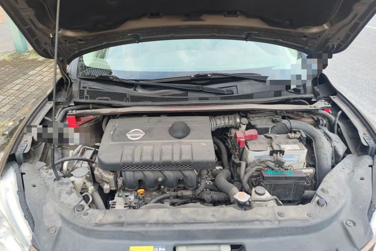 Used Nissan Sylphy 2014 1.6XV CVT Deluxe Edition Engine Bay