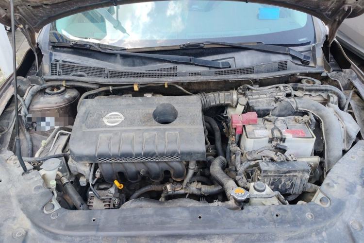 Used Nissan Sylphy 2014 1.6XV CVT Deluxe Edition Engine Bay
