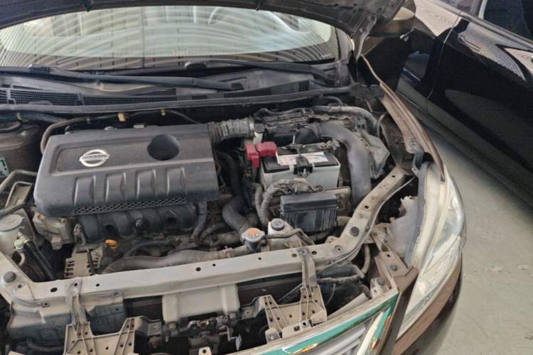 Used Nissan Sylphy 2014 1.6XV CVT Deluxe Edition Engine Bay Left