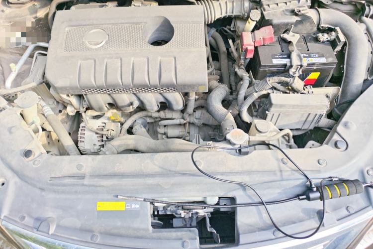 Used Nissan Sylphy 2014 1.6XV CVT Deluxe Edition Engine Bay