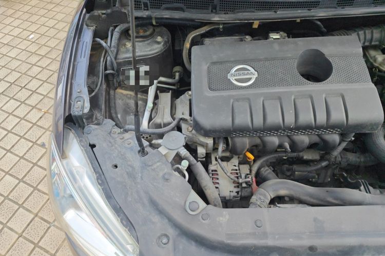 Used Nissan Sylphy 2014 1.6XV CVT Deluxe Edition Engine Bay Right