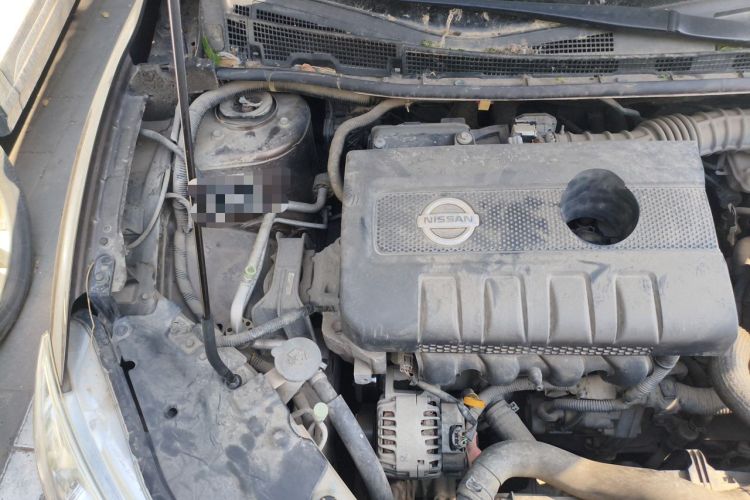 Used Nissan Sylphy 2014 1.6XV CVT Deluxe Edition Engine Bay Right