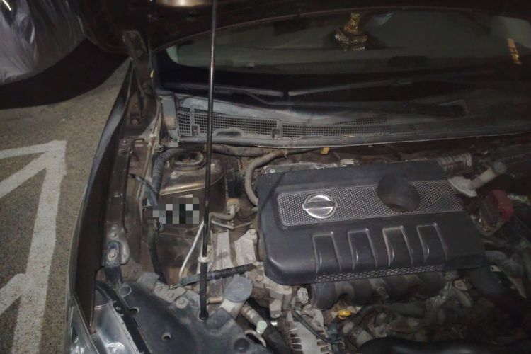 Used Nissan Sylphy 2014 1.6XV CVT Deluxe Edition Engine Bay Right
