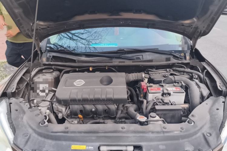 Used Nissan Sylphy 2014 1.6XV CVT Deluxe Edition Engine Bay
