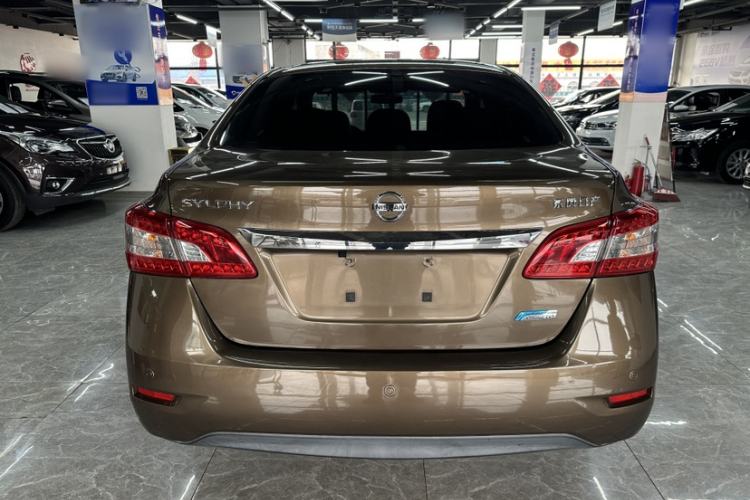 Used Nissan Sylphy 2014 1.6XV CVT Deluxe Edition Exterior 2