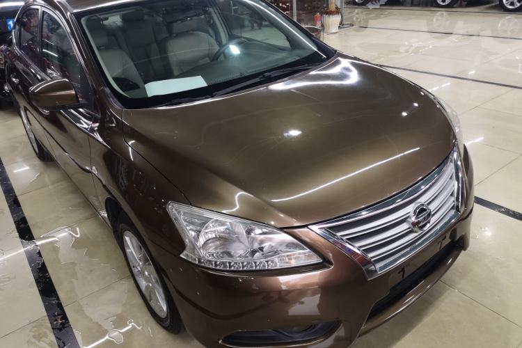 Used Nissan Sylphy 2014 1.6XV CVT Deluxe Edition Front Right 45 Deg