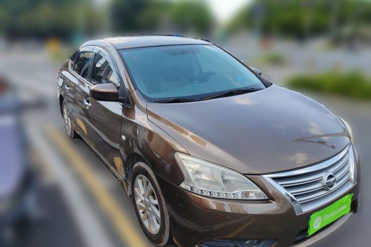 Used Nissan Sylphy 2014 1.6XV CVT Deluxe Edition Front Right 45 Deg