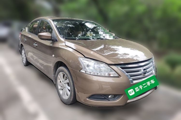 Used Nissan Sylphy 2014 1.6XV CVT Deluxe Edition Front Right 45 Deg