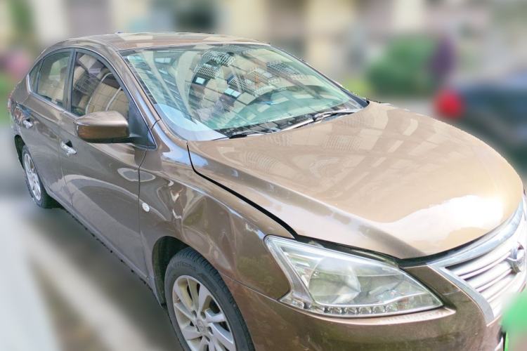 Used Nissan Sylphy 2014 1.6XV CVT Deluxe Edition Front Right 45 Deg