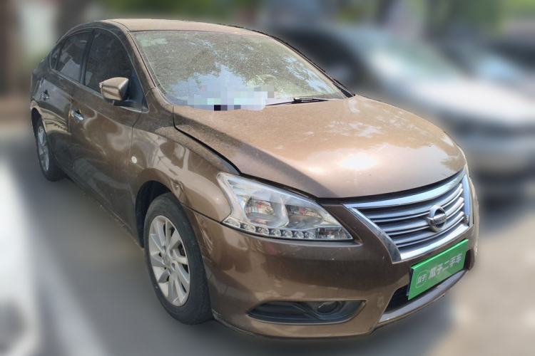 Used Nissan Sylphy 2014 1.6XV CVT Deluxe Edition Front Right 45 Deg