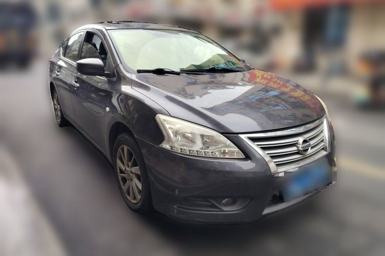 Used Nissan Sylphy 2014 1.6XV CVT Deluxe Edition Front Right 45 Deg