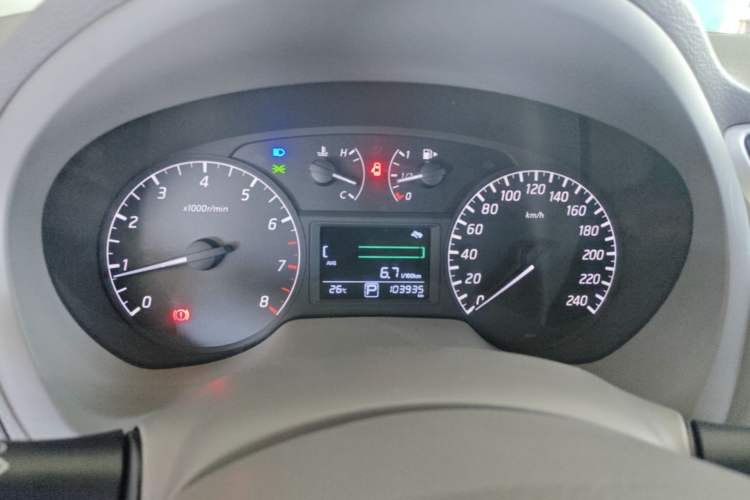 Used Nissan Sylphy 2014 1.6XV CVT Deluxe Edition Instrument Cluster