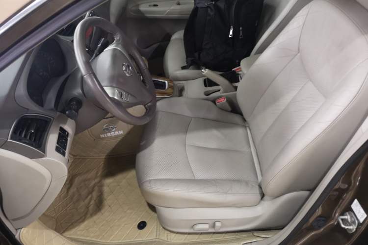 Used Nissan Sylphy 2014 1.6XV CVT Deluxe Edition Left Front Seat