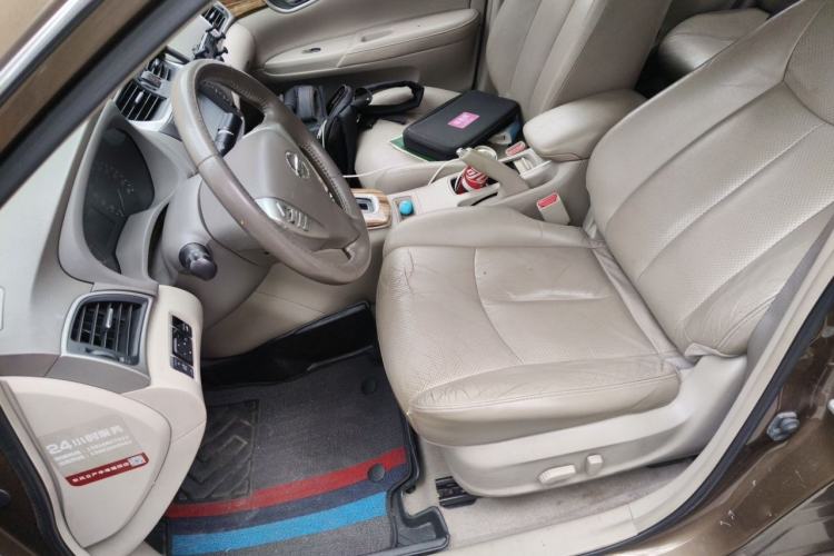 Used Nissan Sylphy 2014 1.6XV CVT Deluxe Edition Left Front Seat