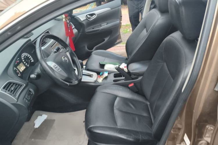 Used Nissan Sylphy 2014 1.6XV CVT Deluxe Edition Left Front Seat