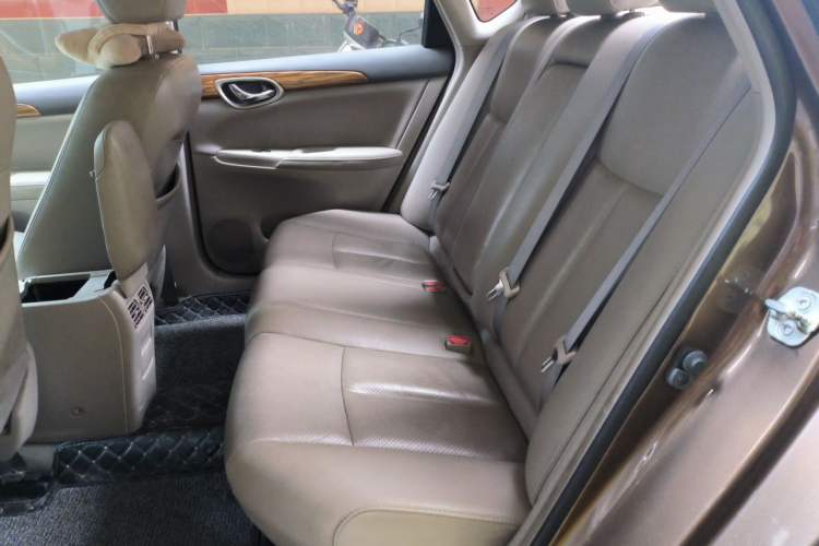 Used Nissan Sylphy 2014 1.6XV CVT Deluxe Edition Left Rear Seat