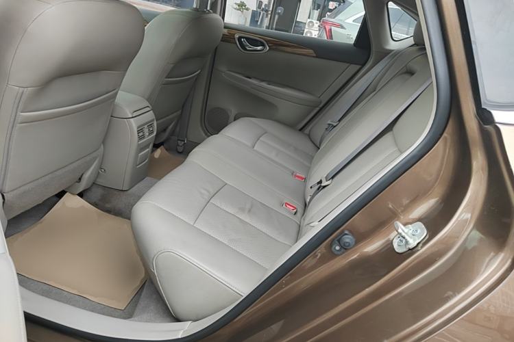 Used Nissan Sylphy 2014 1.6XV CVT Deluxe Edition Left Rear Seat