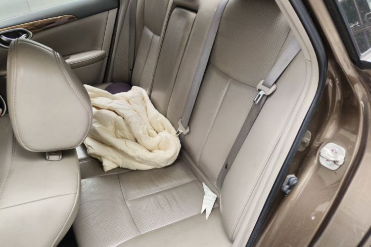 Used Nissan Sylphy 2014 1.6XV CVT Deluxe Edition Left Rear Seat