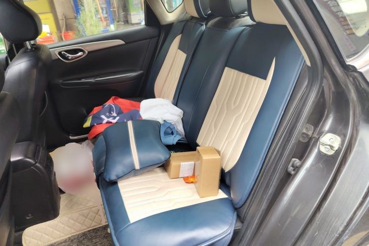 Used Nissan Sylphy 2014 1.6XV CVT Deluxe Edition Left Rear Seat