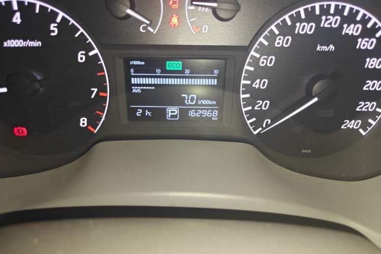 Used Nissan Sylphy 2014 1.6XV CVT Deluxe Edition Odometer Close Up