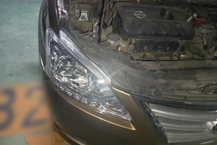 Used Nissan Sylphy 2014 1.6XV CVT Deluxe Edition Right Front Headlight