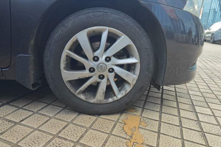 Used Nissan Sylphy 2014 1.6XV CVT Deluxe Edition Right Front Wheel Hub