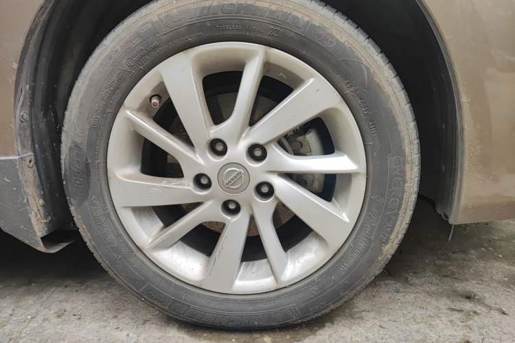 Used Nissan Sylphy 2014 1.6XV CVT Deluxe Edition Right Front Wheel Hub