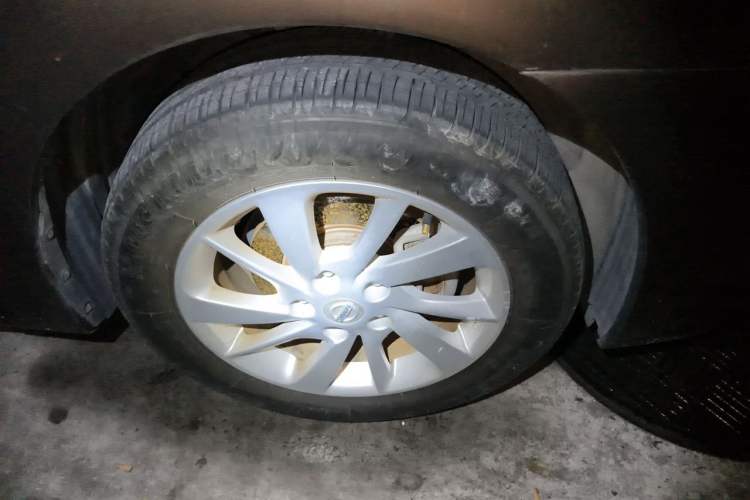 Used Nissan Sylphy 2014 1.6XV CVT Deluxe Edition Right Front Wheel Hub