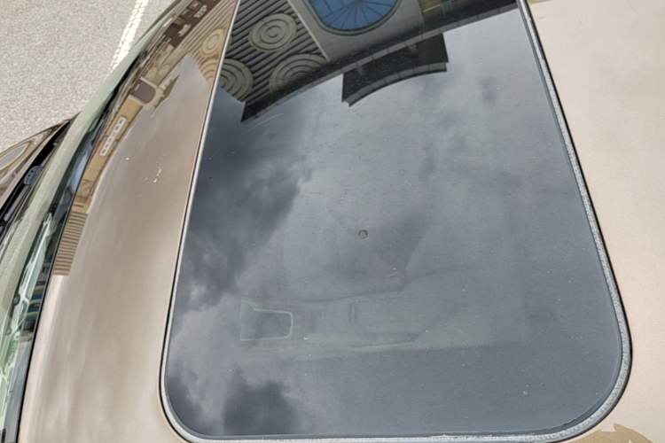 Used Nissan Sylphy 2014 1.6XV CVT Deluxe Edition Roof