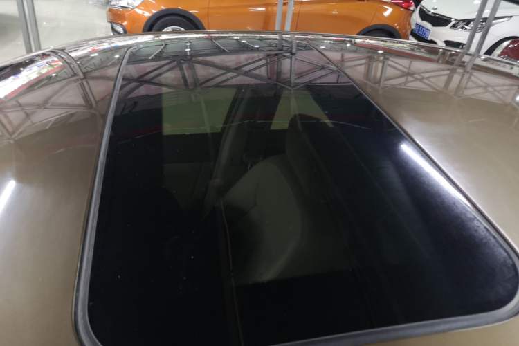 Used Nissan Sylphy 2014 1.6XV CVT Deluxe Edition Roof