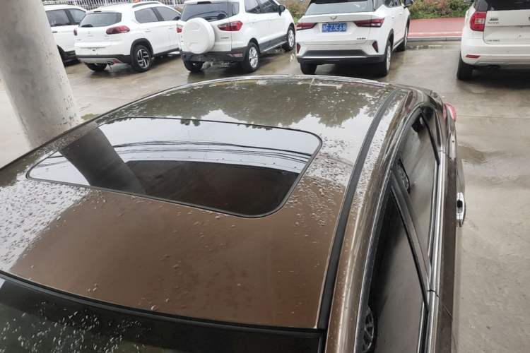 Used Nissan Sylphy 2014 1.6XV CVT Deluxe Edition Roof