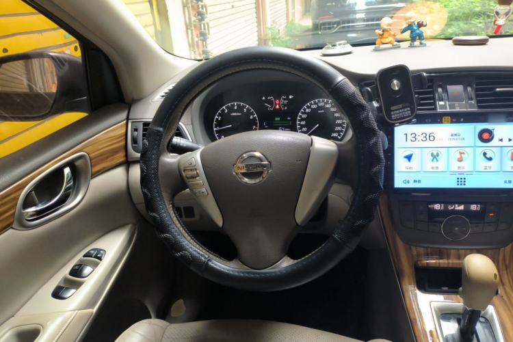 Used Nissan Sylphy 2014 1.6XV CVT Deluxe Edition Steering Wheel