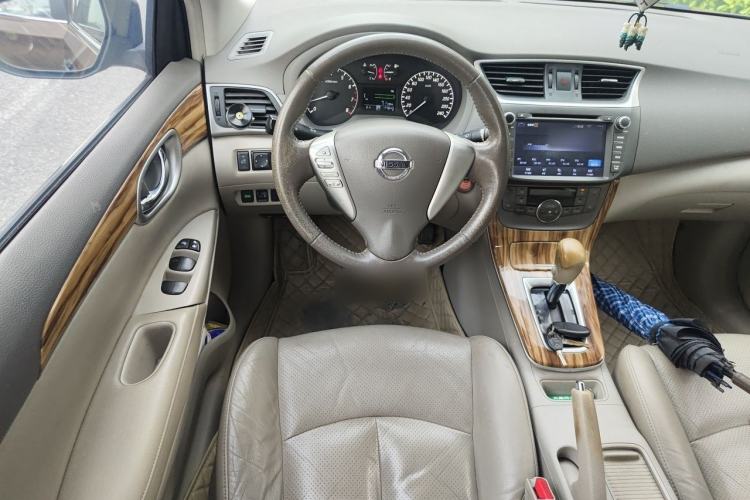 Used Nissan Sylphy 2014 1.6XV CVT Deluxe Edition Steering Wheel
