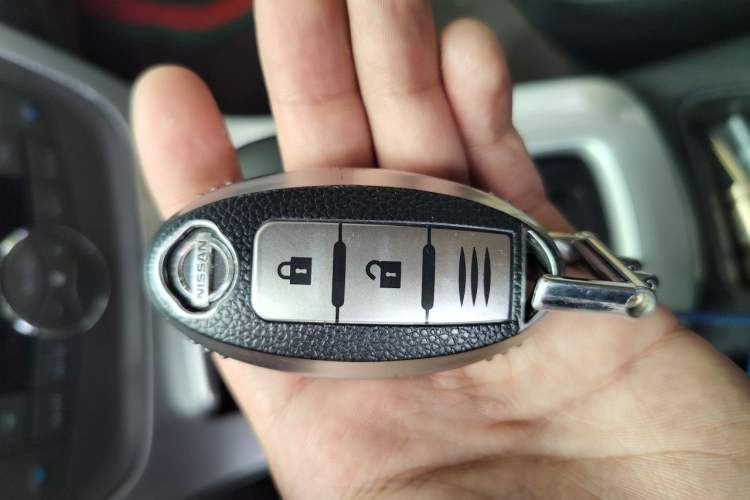 Used Nissan Sylphy 2014 1.6XV CVT Deluxe Edition Vehicle Key