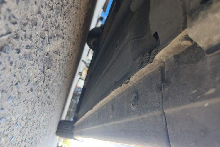 Used Nissan Sylphy 2014 1.6XV CVT Deluxe Edition Chassis Front Left