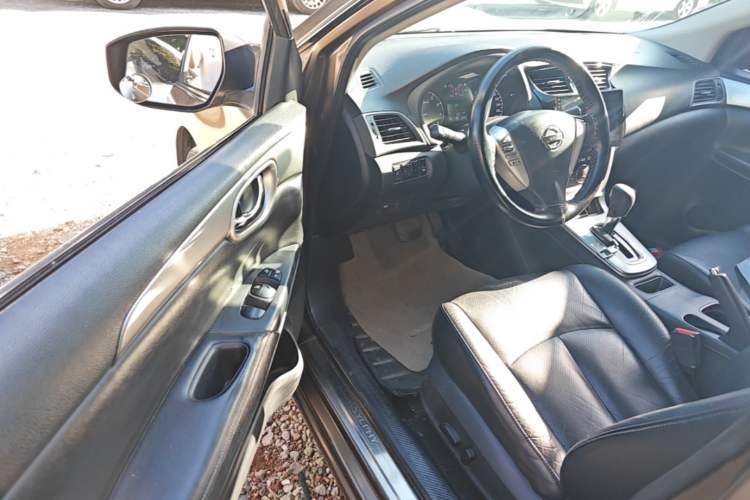 Used Nissan Sylphy 2014 1.6XV CVT Deluxe Edition Driver Seat