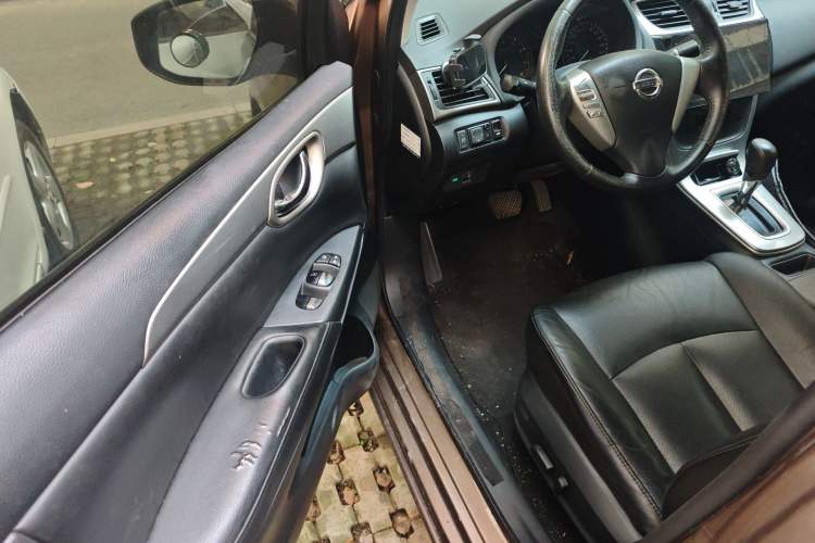 Used Nissan Sylphy 2014 1.6XV CVT Deluxe Edition Driver Seat