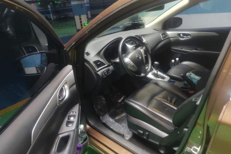 Used Nissan Sylphy 2014 1.6XV CVT Deluxe Edition Driver Seat