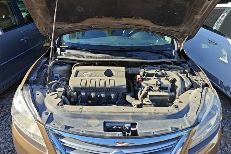 Used Nissan Sylphy 2014 1.6XV CVT Deluxe Edition Engine Bay