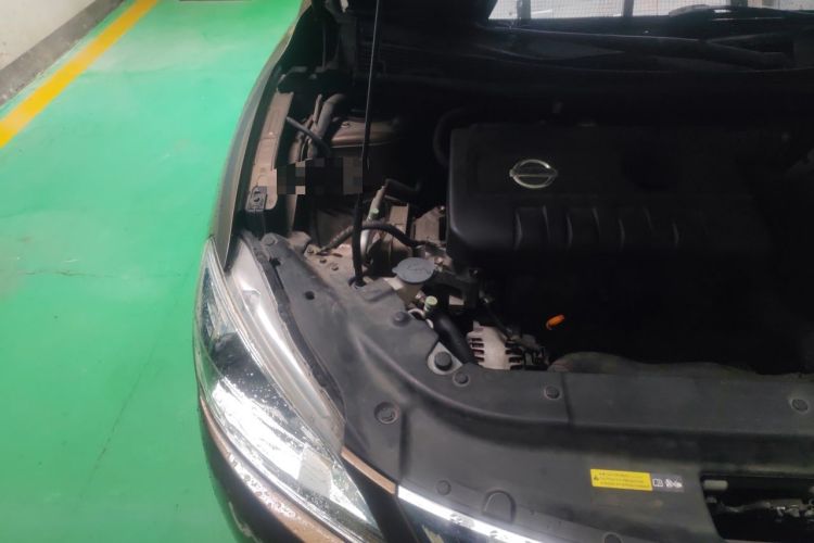 Used Nissan Sylphy 2014 1.6XV CVT Deluxe Edition Engine Bay Right