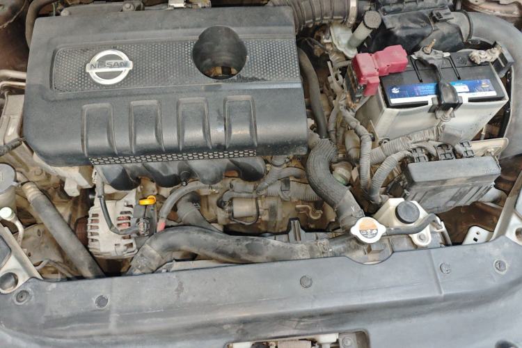 Used Nissan Sylphy 2014 1.6XV CVT Deluxe Edition Engine Bay