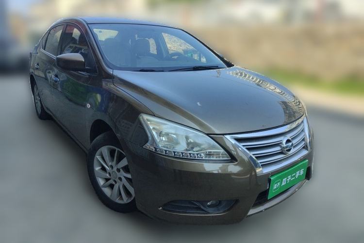 Used Nissan Sylphy 2014 1.6XV CVT Deluxe Edition Front Right 45 Deg