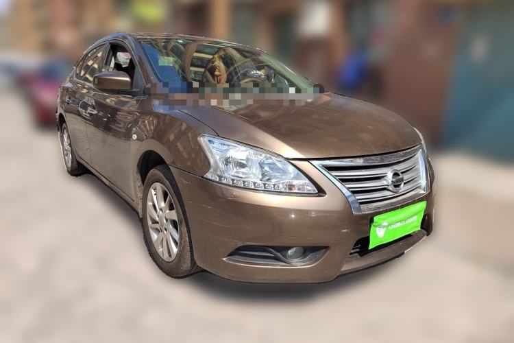 Used Nissan Sylphy 2014 1.6XV CVT Deluxe Edition Front Right 45 Deg