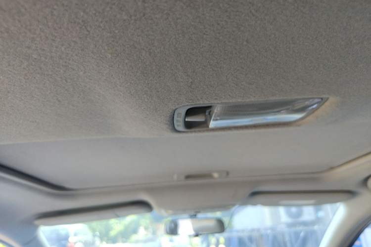 Used Nissan Sylphy 2014 1.6XV CVT Deluxe Edition Headliner