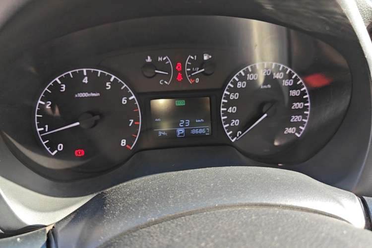 Used Nissan Sylphy 2014 1.6XV CVT Deluxe Edition Instrument Cluster